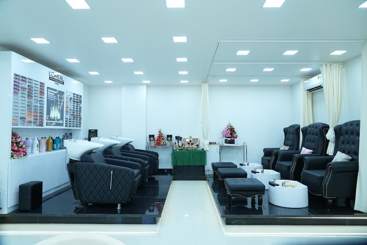 Spin Unisex Salon | Nri First Layout