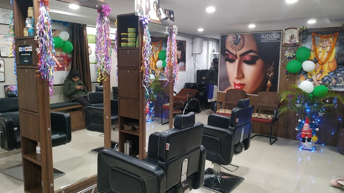 Lavish Beauty Salon