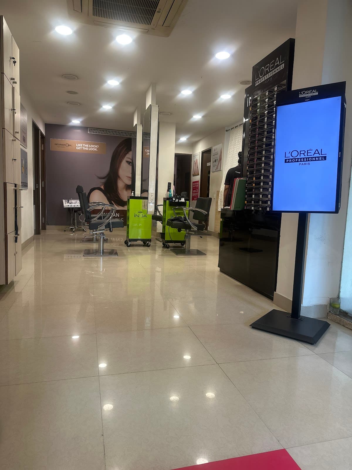 YLG Salon / Rajarajeshwari Nagar