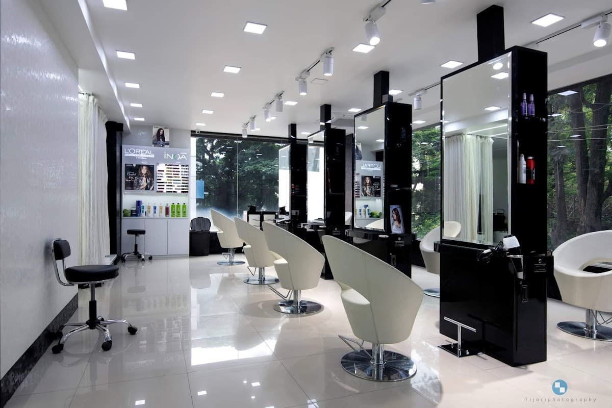 Spin Unisex Salon kengeri