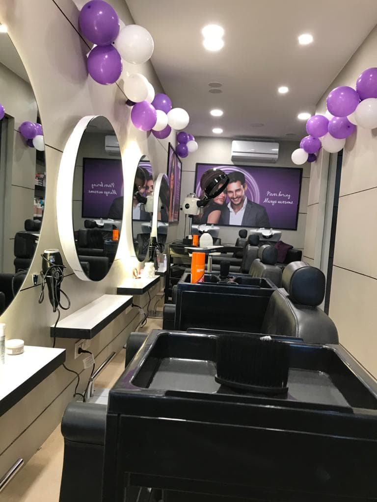 Naturals Salon