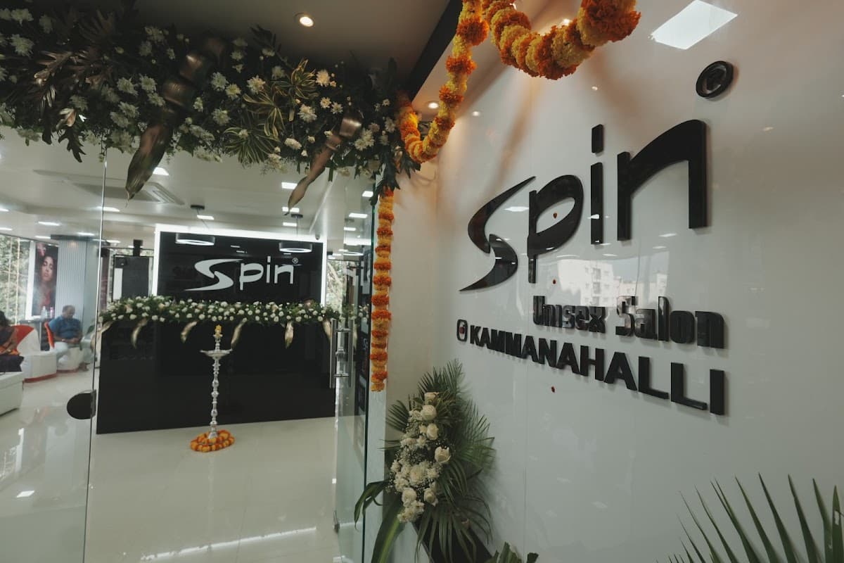 Spin Unisex Salon Kammanahalli