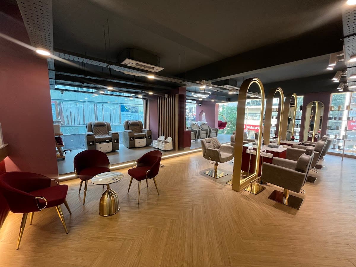 CUT&STYLE Salon - Sahakar Nagar, Bengaluru