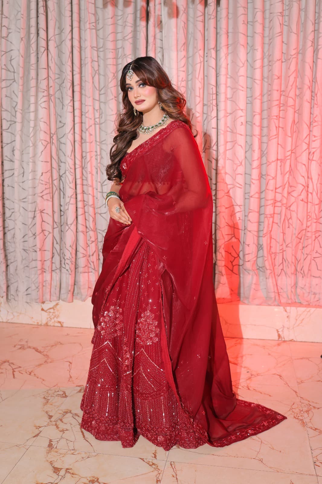 Meenakshi Dutt Makeovers Salon and Academy | Best Beauty Parlour in Varanasi