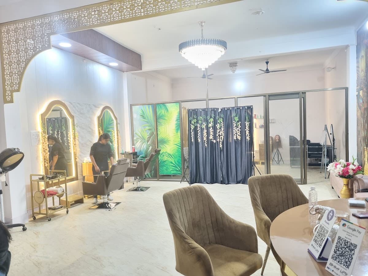 Queen Beauty Studio & Academy