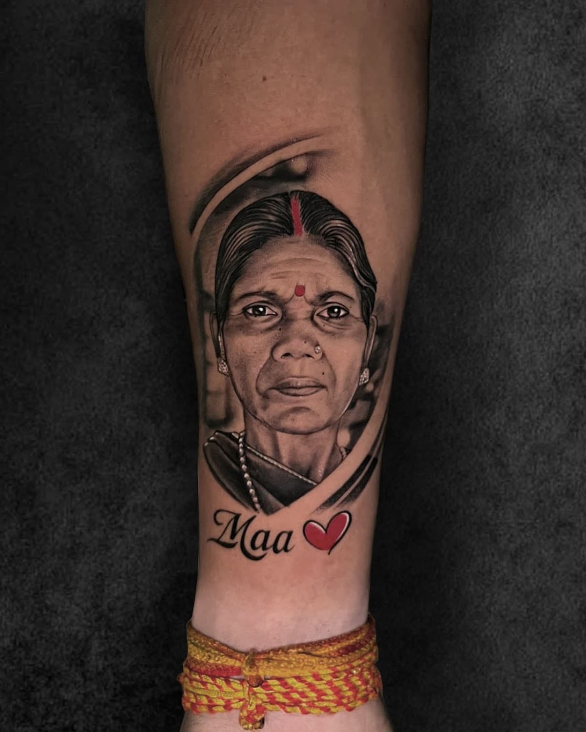 Gray Master Tattoo & Art Studio